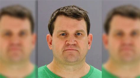 A story about a charming surgeon named christopher duntsch, 33 patients and a spineless system that failed to protect them. 'Dr. Death' podcast: Surgeon recalls Christopher Duntsch's botched procedures: 'He couldn't ...