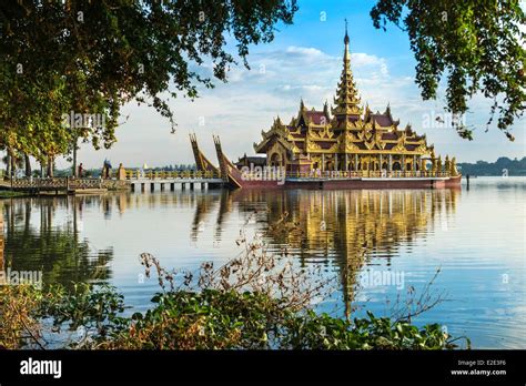 Myanmar Burma Mandalay Division Mandalay Lake Kan Daw Gwi Dugout