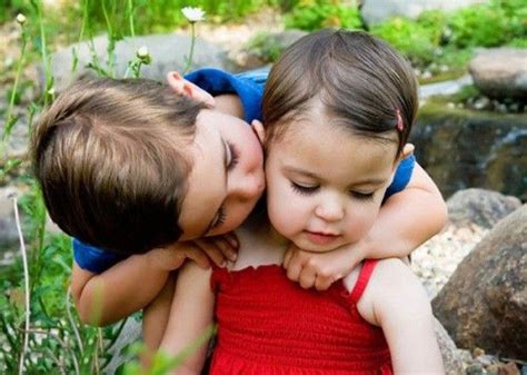 Free Download Wallpaper Hd Baby Couple Kissing High Resolution Hd