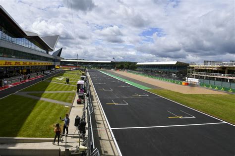 Silverstone Renames Pit Straight In Honour Of Lewis Hamilton