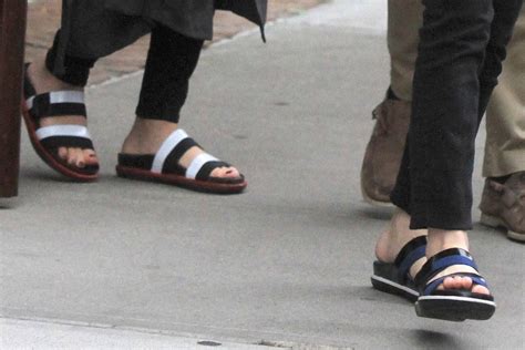Mary Kate And Ashley Olsen Celebrate Th Birthday With Matching Athletic Sandal Lainey Gossip