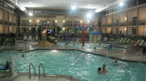 Large Pool With Kiddie Area In Background Picture Of Best Western