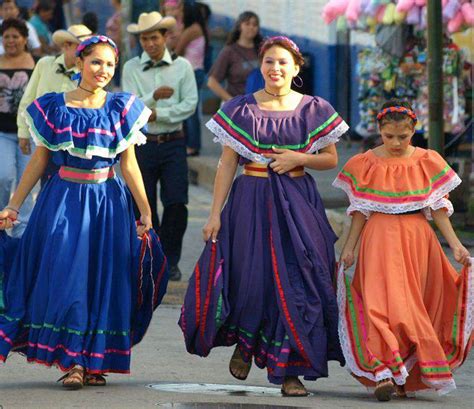 Trajes Tipicos De El Salvador Imágenes Por Departamento Visita El Salvador