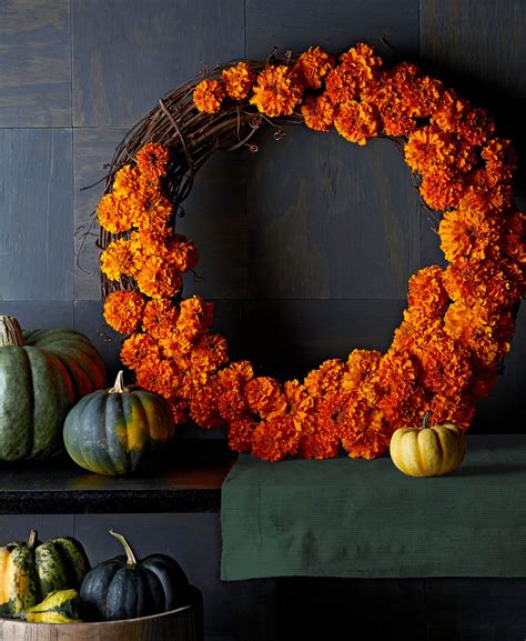 50 Easy Fall Decorating Projects Fall Decorating Projects Wreaths Fall Wreaths
