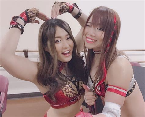 Io Shirai Kairi Sane Female Wrestlers Wrestling Divas Women S Wrestling