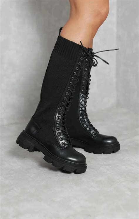 Knee High Lace Up Boots Are Back In Fashion The Streets Fashion And Music