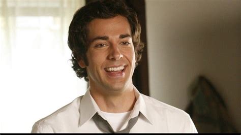 Zachary Levi Was Really Adorable In Chuck Tall Lanky Nerd Not Good