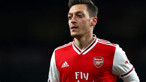 Arsenal Distances Itself From Mesut Ozil Post Criticising Chinas