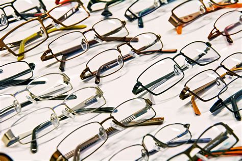 how to choose the right lens type for my eyeglasses daniel walters eyewear