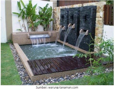 Pilih bahan untuk membuat kolam ikan tersebut menggunakan bahan yang bagus. kolam ikan minimalis halaman rumah | Kolam ikan, Kolam ...