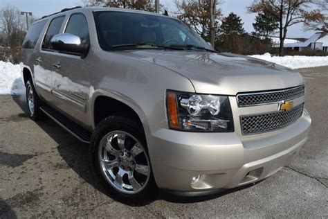 Purchase Used 2013 Chevrolet Suburban 4wd Lt Edition Sport Utility 4