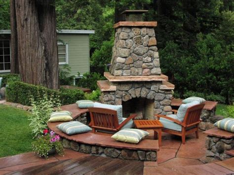 40 Best Patio Ideas With Fireplace Traditional Designs For Outdoor Living Outdoor Fireplace