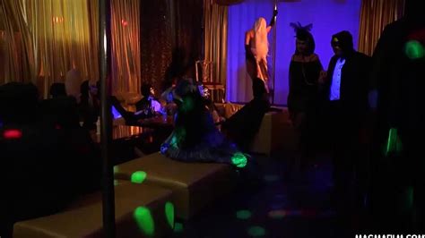 Gangbang At Swingers Club Tubev Sex