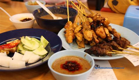 This sate kajang hj samuri recipe (translated), from iresepi.net, was given a cursory nod by the founder. I love to Eat: Food In Selangor : Sate Kajang Samuri ...