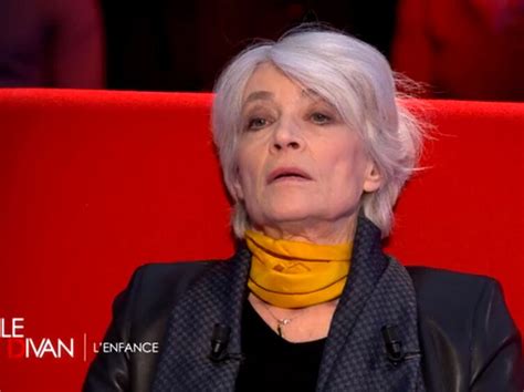 Video Françoise Hardy Parle De Lhomosexualité De Son Père Mort