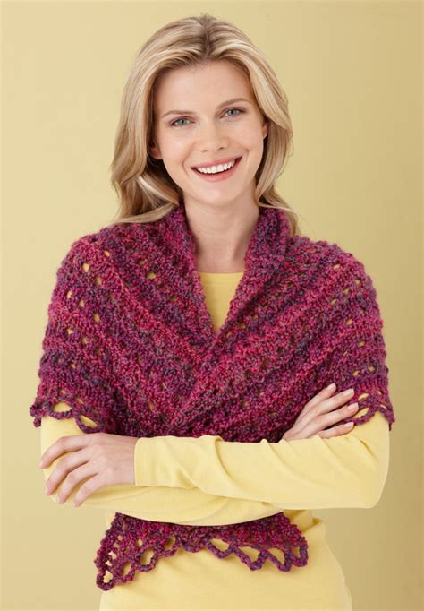 Splendid Triangle Shawl In Lion Brand Homespun L0363b Crochet