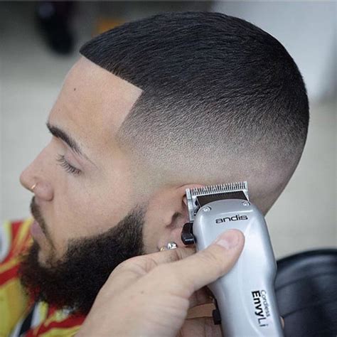 No wonder, the buzz cut is simple, affordable and always in style. 21 Shape Up Haircut Styles | Men's Hairstyles + Haircuts 2020