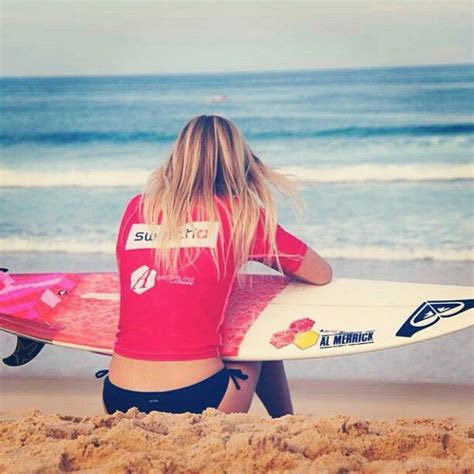 Girl Surfer Pro Surfers Summer Paradise Hang Ten Surf Girls Surfs Up Long Shorts Beach