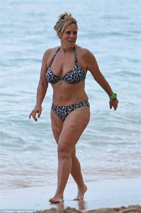 Jeremy Clarkson S Estranged Wife Frances Cain Rocks Bikini In Barbados