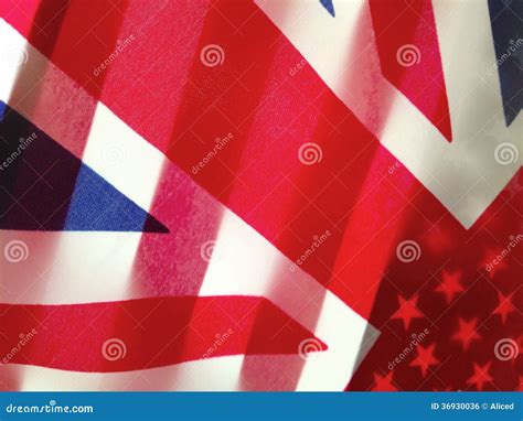 Flaggen Von Großbritannien Und Von Usa Kombiniert Stockfoto Bild Von