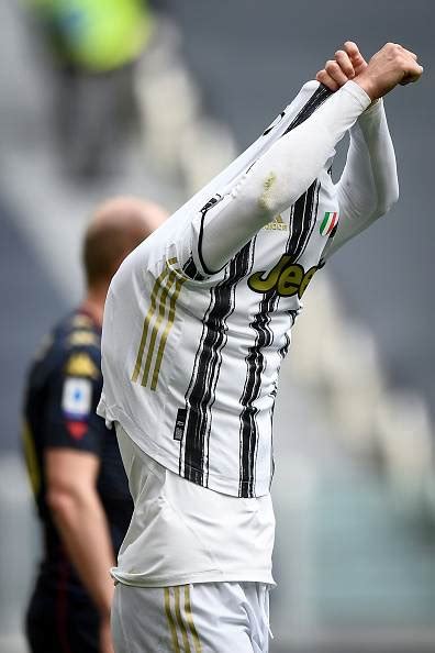 Juventus News Cristiano Ronaldo Slammed For Shirt Throwing Incident