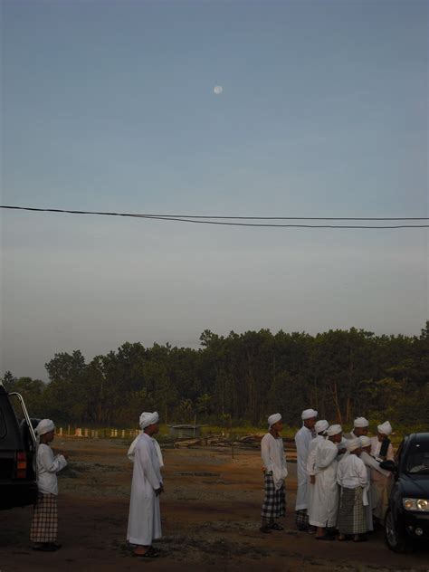 Tv tarekat | festival houl tokku pulau manis ~ kenduri rakyat `. MADRASAH DARUS SALAM: RAKAMAN PERISTIWA MENZIARAH KUBUR ...