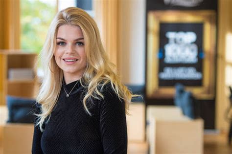 Hij is zo zeker van zijn zaak dat hij zelfs een online petitie is gestart om dat te regelen. Hitlijstsucces Davina Michelle duurt lang - Ditjes & Datjes