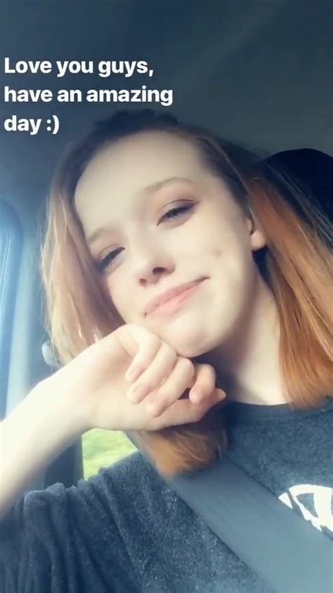 I Love Her More Than Anything Iphone Wallpaper Yellow Amybeth Mcnulty Gilbert And Anne Anne
