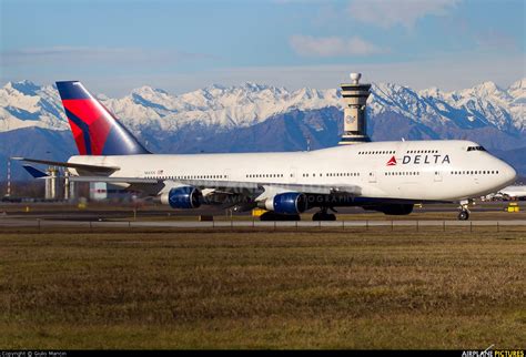 N661us Delta Air Lines Boeing 747 400 At Milan Malpensa Photo Id