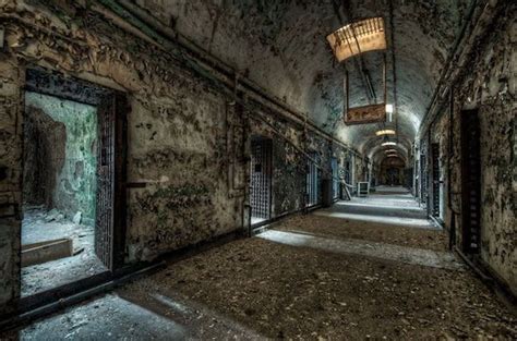 Terrifying Historical Prisons Barnorama