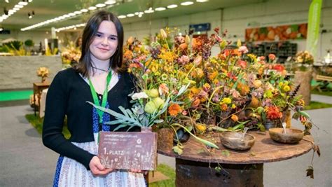 Sieg In Wels Anna Ist In OÖ Die Beste Nachwuchsfloristin Kroneat