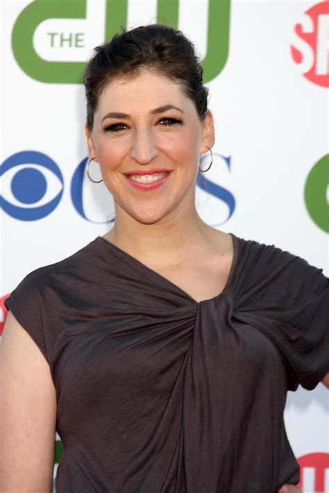 LOS ANGELES AUG Mayim Bialik Arriving At The CBS TCA Summer All Star Party At Robinson