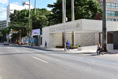Galeria De Fachada De Cobogós Do Consulado Geral De Portugal No Rio De