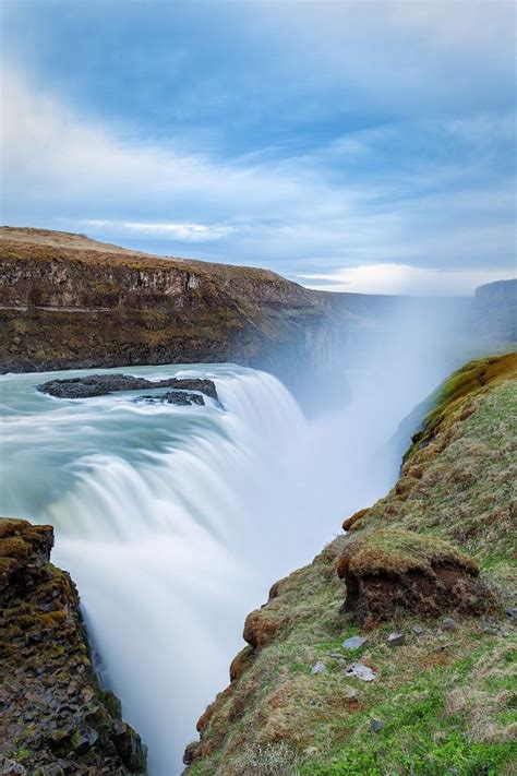 10 Stunning Portraits Of Icelands Waterscapes Beautiful Places To