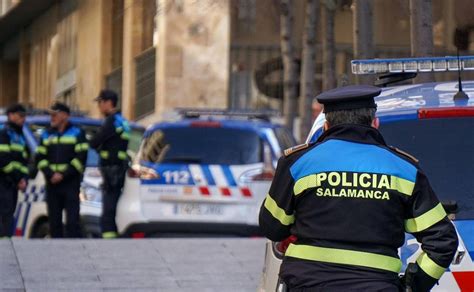 Detienen a una mujer en Salamanca por agredir a la Policía tras pedirle que se pusiera la mascarilla