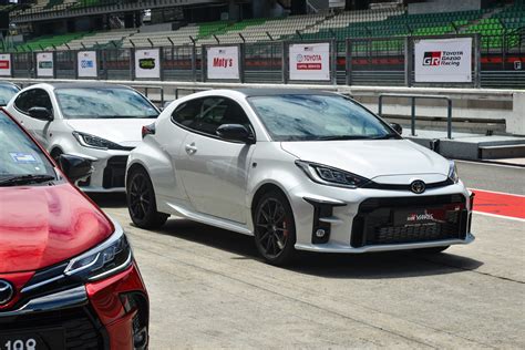 Topgear 2021 Toyota Gr Yaris Track Test Is This The Best Car Not