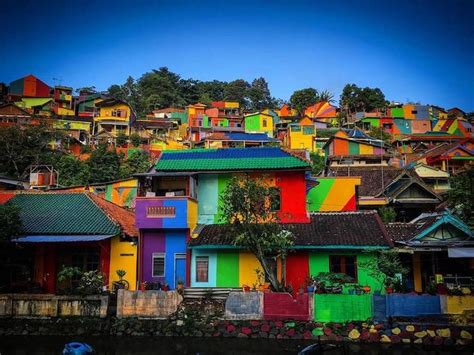 Beautiful Rainbow Village In Indonesia Is Covered In Colorful Paint