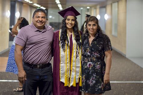 Hispanic Mother Daughter Program Celebrates 35 Years Asu News