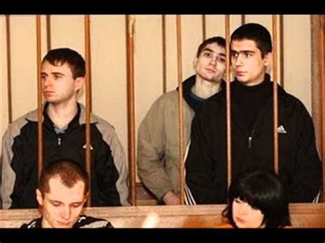 Tres chicos y un martillo 3 guys and 1 hammer. HAHAHA!!! Moment Dneproptrovsk Maniac Beaten Up - YouTube
