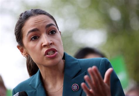 This Fake Alexandria Ocasio Cortez Twitter Account Is Quite Hilarious Forbes News Summary