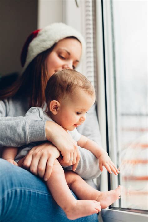 Consider it our christmas gift to you. Tips for New Moms During Baby's First Christmas | Mother ...