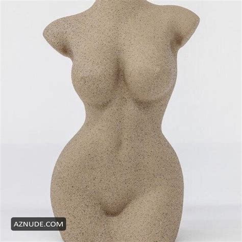 Kim Kardashian Full Frontal Nude From Kkw Body Fragrance Photo Shoot