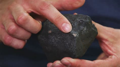 Meteorite Identification How To Identify Meteorites In 7 Steps Pelajaran
