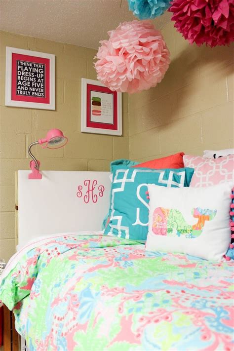 42 Preppy Dorm Room Ideas Bedspreads Home Decor