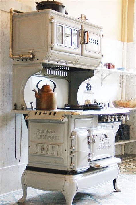 Heritage style kitchens part 2. Vintage Style Kitchen Appliance Product And Design (11 ...