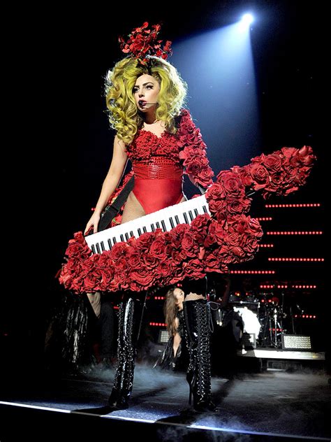 Stream Lady Gaga S Performance At Roseland Ballroom Verizon Artpop Paparazzi Lady Gaga
