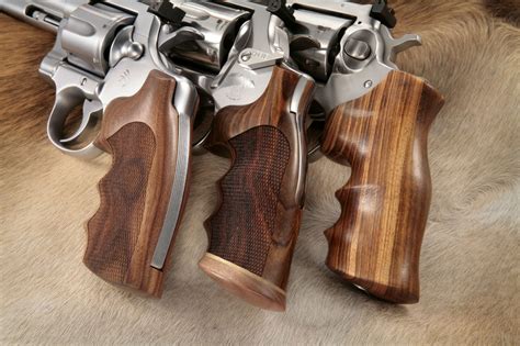 Hogue Fancy Hardwood Revolver Grips Revolver Hand Guns