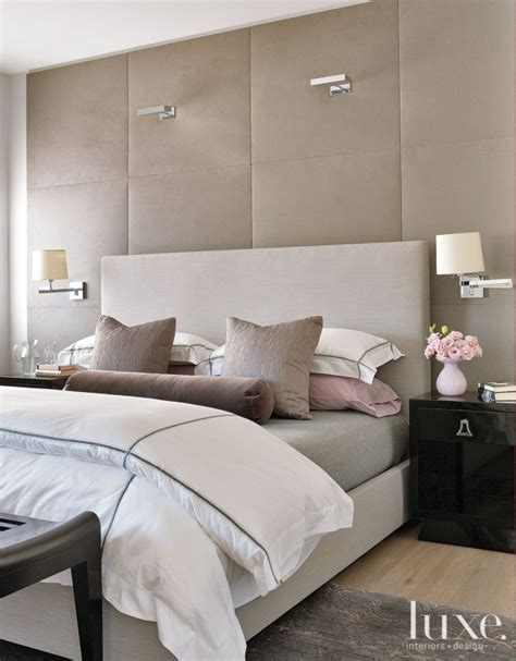 The set is the perfect way to make your bedroom comfortable and inviting, and. Top 5 Decorating Styles and Bedroom Themes