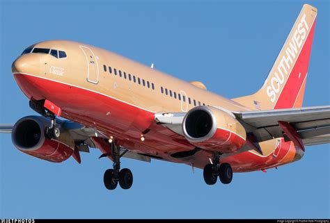 N714cb Boeing 737 7h4 Southwest Airlines Positive Rate