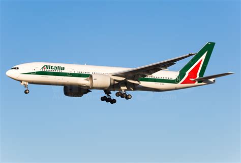 Alitalia Boeing 777 243er Ei Isd V1images Aviation Media